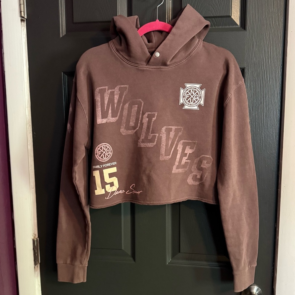 Darc Sport Keep Climbing "Pierce" (Cropped) Hoodie in Rose Taupe - M (Size Med)